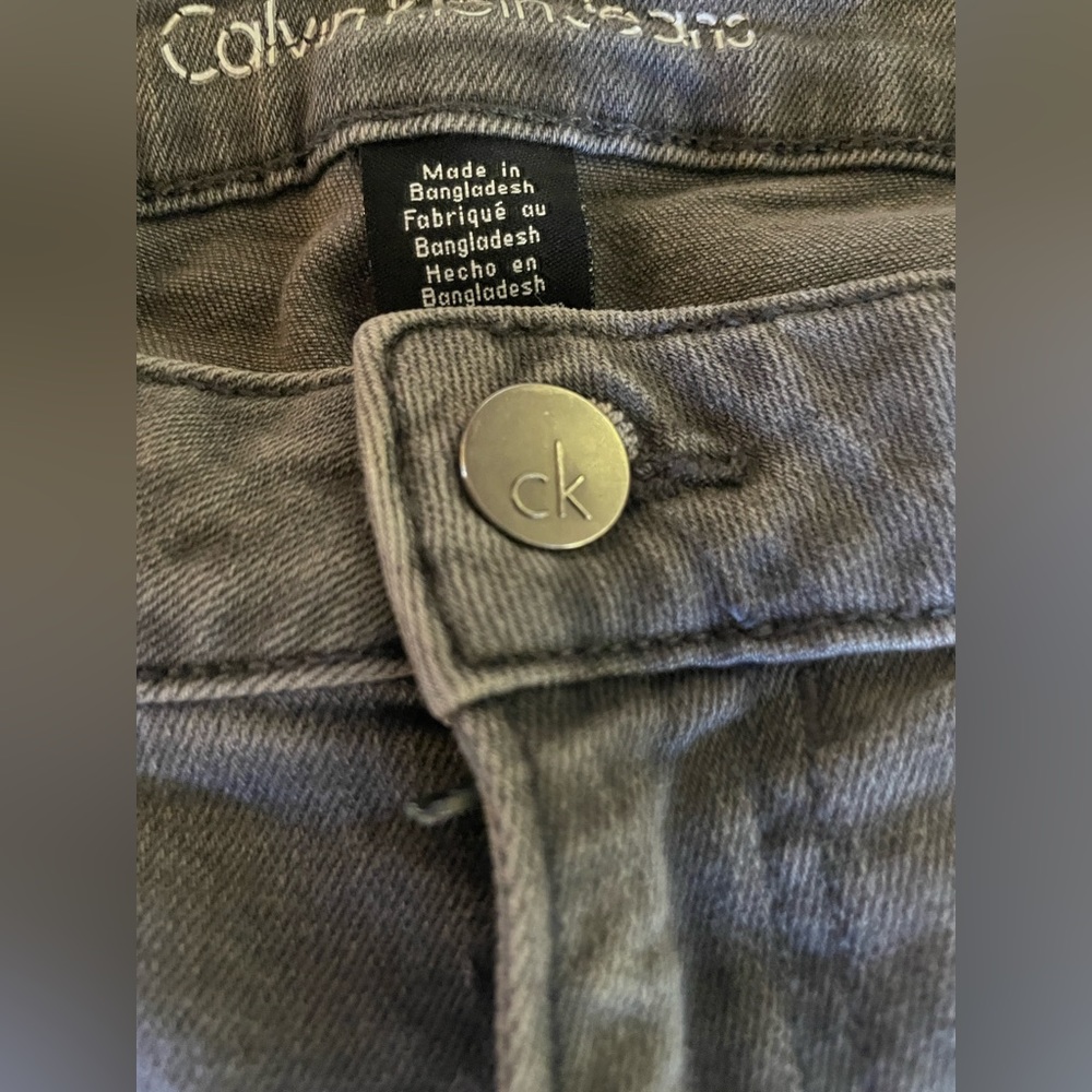 Calvin Klein jeans washed gray  slim boyfriend grey jeans - Picture 6 of 10